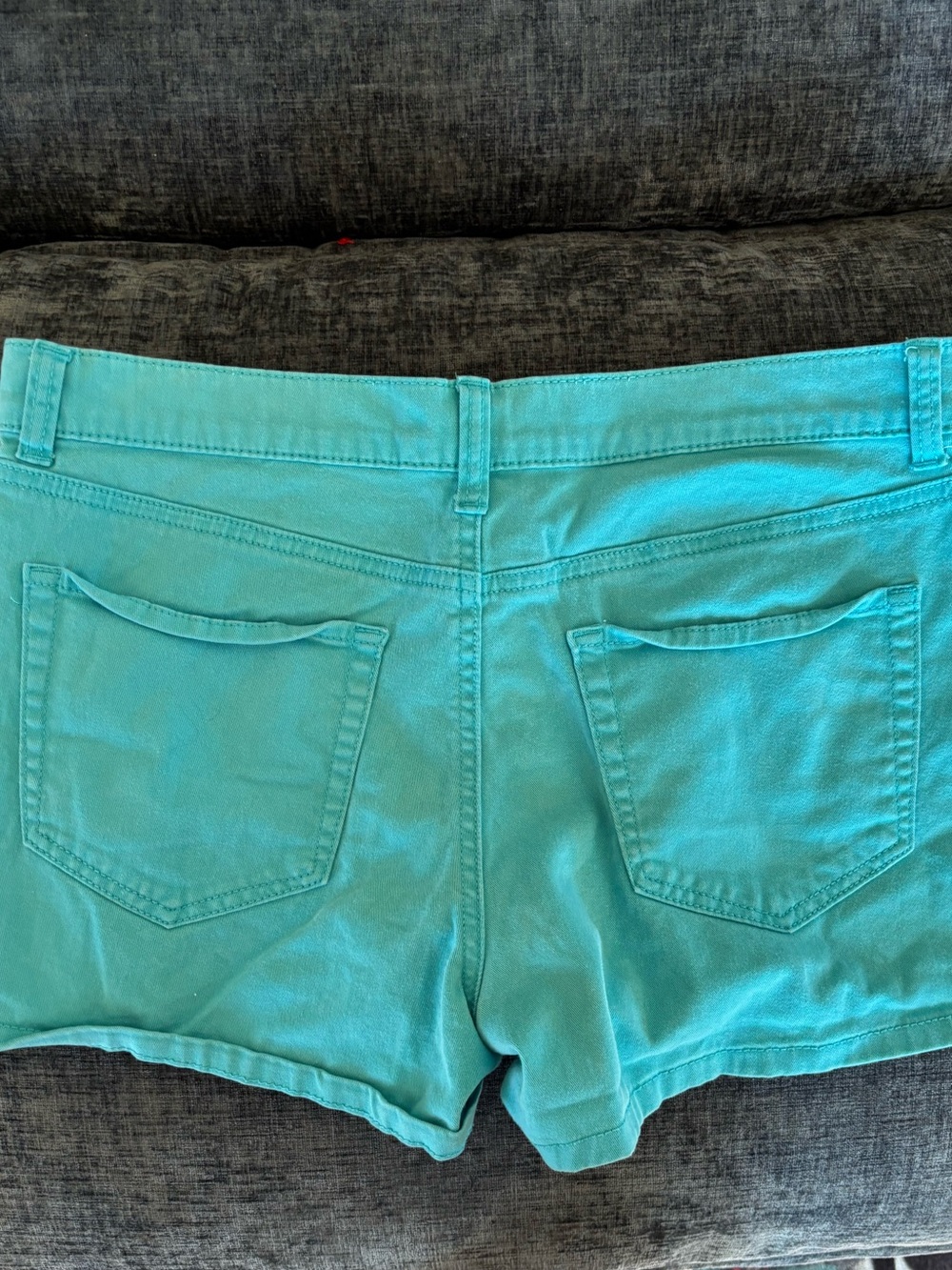 New York & Company Turquoise Denim Jean Shorts size 8 - Picture 4 of 4